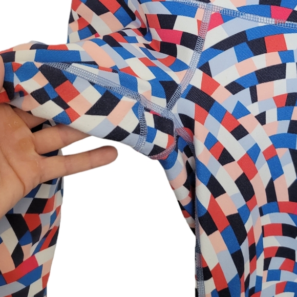 Lululemon Wunder Under Pant (Hi-Rise) in Capoeira Multi - Picture 7 of 11